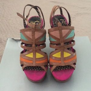 GUC Jessica Simpson wedges